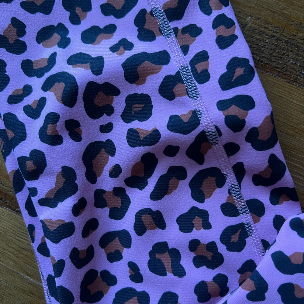 Fabletics PureLuxe Capri - Picture 3 of 3